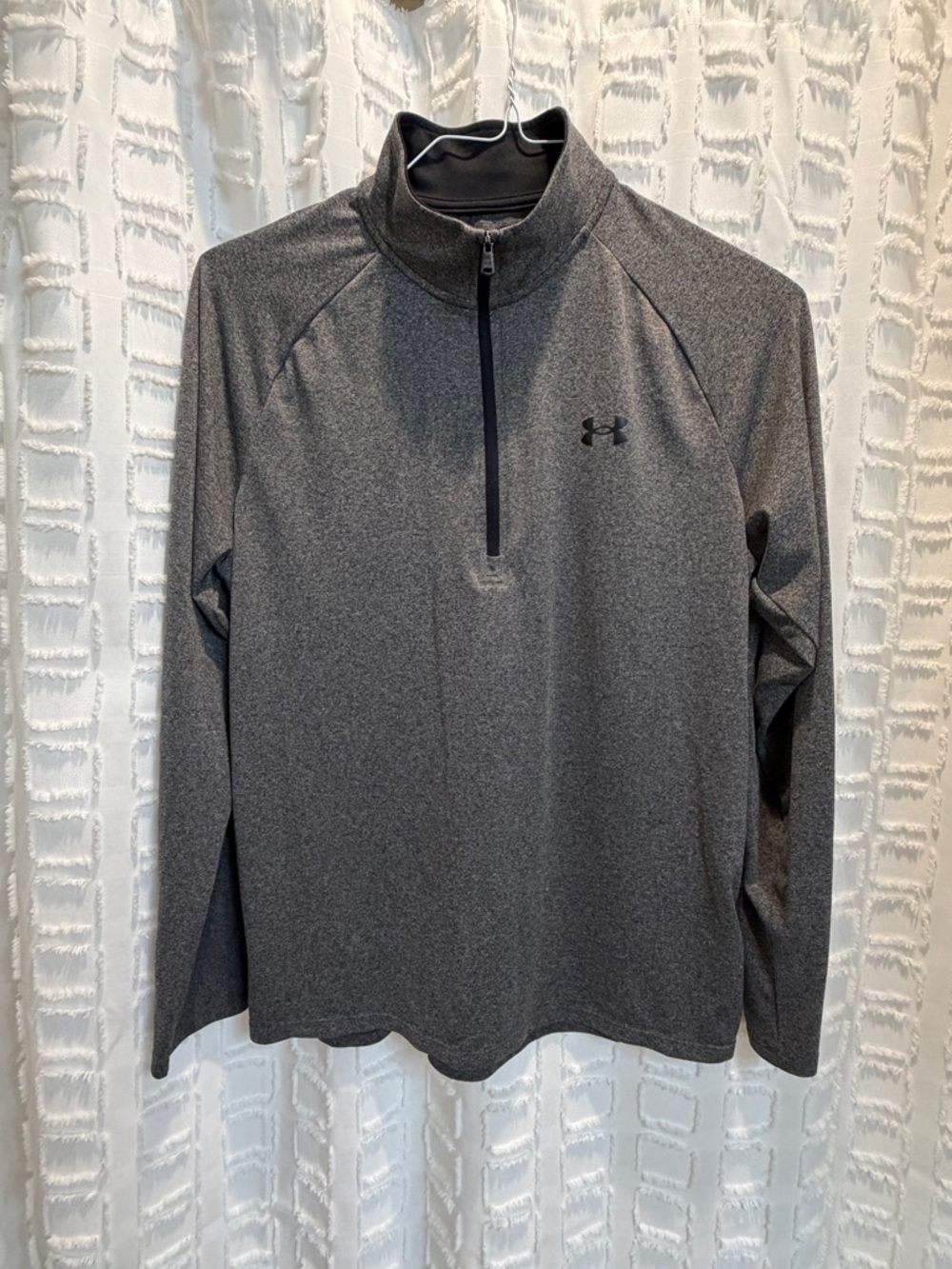 Under Armour Men’s Dark Gray 1/4 Zip Performance Jacket